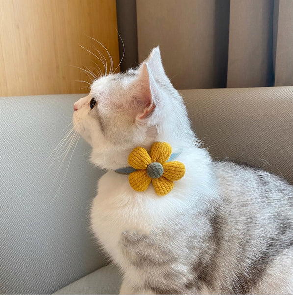 HKM-3771325 Floral Bow Tie Collar for Kittens - Ginger Yellow, Lotus, and Blue Flower Designs, Adjustable Sizes Available