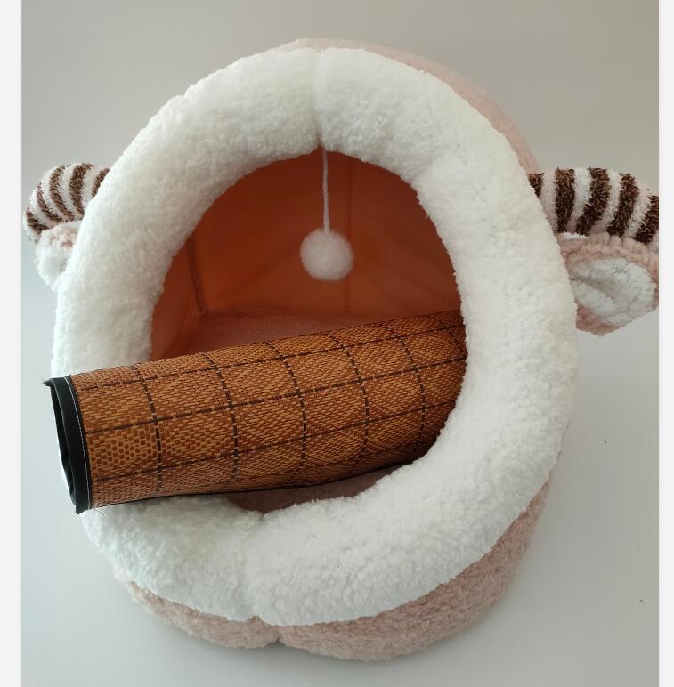 HKM-3779133 Cozy Closed Cat Litter Kennel for Winter - Available in Cute Designs