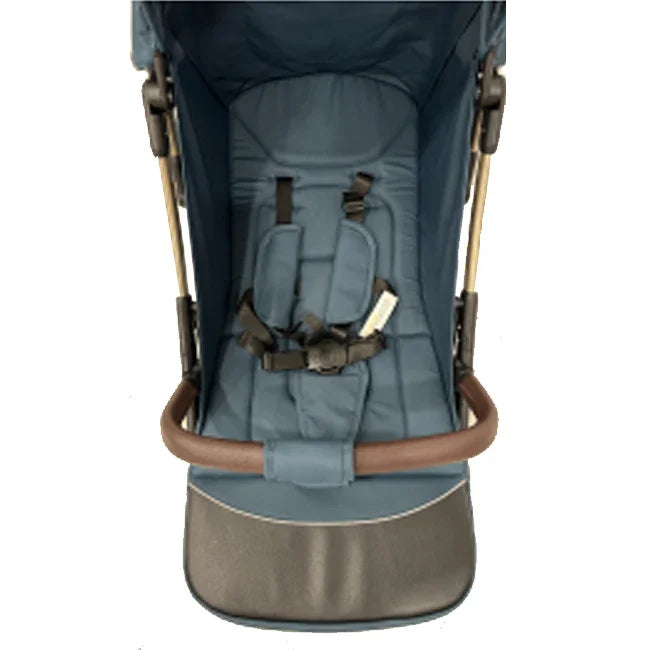 HKM-379539 Adjustable Baby Stroller with Reclining Backrest and Safety Features
