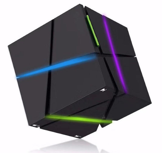 HKM-379987 Creative Rubik's Cube Bluetooth Speaker with Colorful LED Lights, Modern ABS Design
