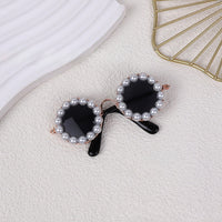 HKM-3820861 Pearl-Rimmed Round Sunglasses for Cats and Dogs - Stylish Costume Accessory for Parties and Celebrations
