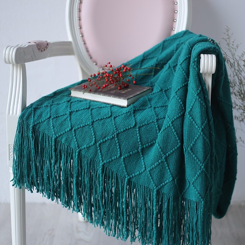 HKM-388883 Super Soft Warm Knitted Sofa Blanket - Lightweight, Skin-Friendly, Multi-Functional with Multiple Color Options