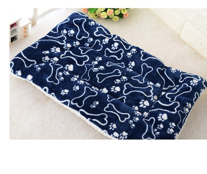 HKM-3923517 Thick Flannel Pet Blanket for Warmth and Comfort in Various Sizes