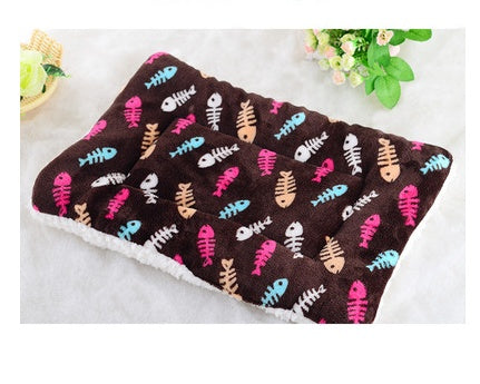 HKM-3923517 Thick Flannel Pet Blanket for Warmth and Comfort in Various Sizes