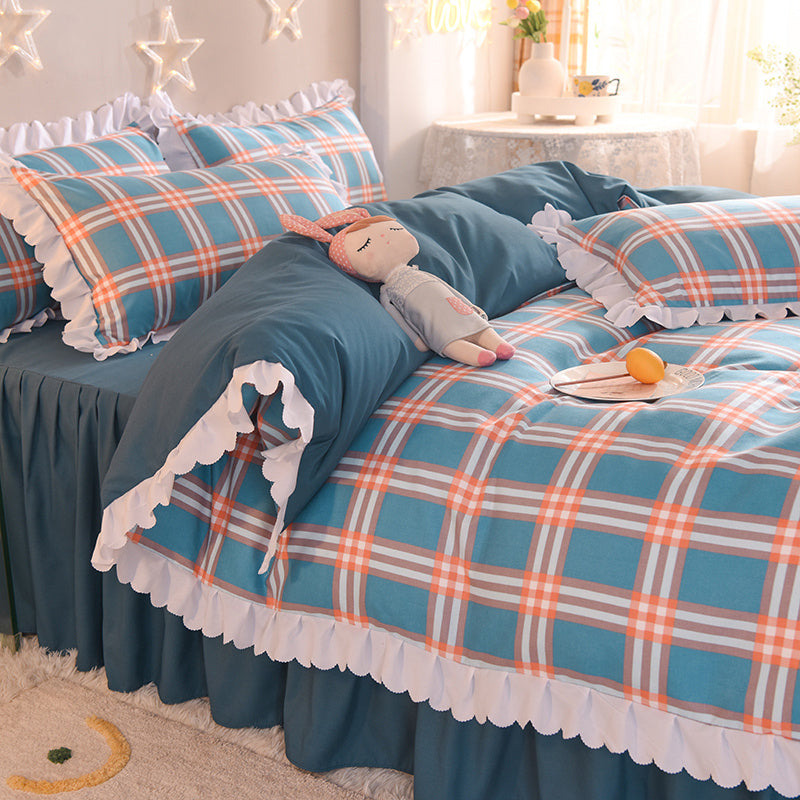 HKM-392851 Simple Love Lace Bed Four-Piece Bedding Set - Polyester Quilt with Various Color Options and Sizes