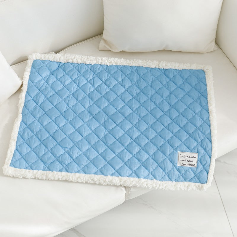 HKM-3956285 Warm Terry Pet Blanket for Cats - Quilted Cushion in Blue, Pink, Yellow, and Gray - Sizes M, L, XL