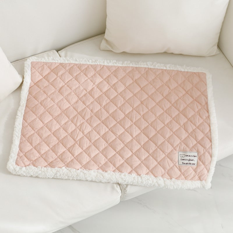 HKM-3956285 Warm Terry Pet Blanket for Cats - Quilted Cushion in Blue, Pink, Yellow, and Gray - Sizes M, L, XL