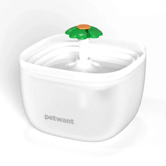 HKM-398227 Pet Water Fountain with 2L BPA-Free Capacity and 360° Water Outlet, Automated Filter System and Ultra-Quiet Pump