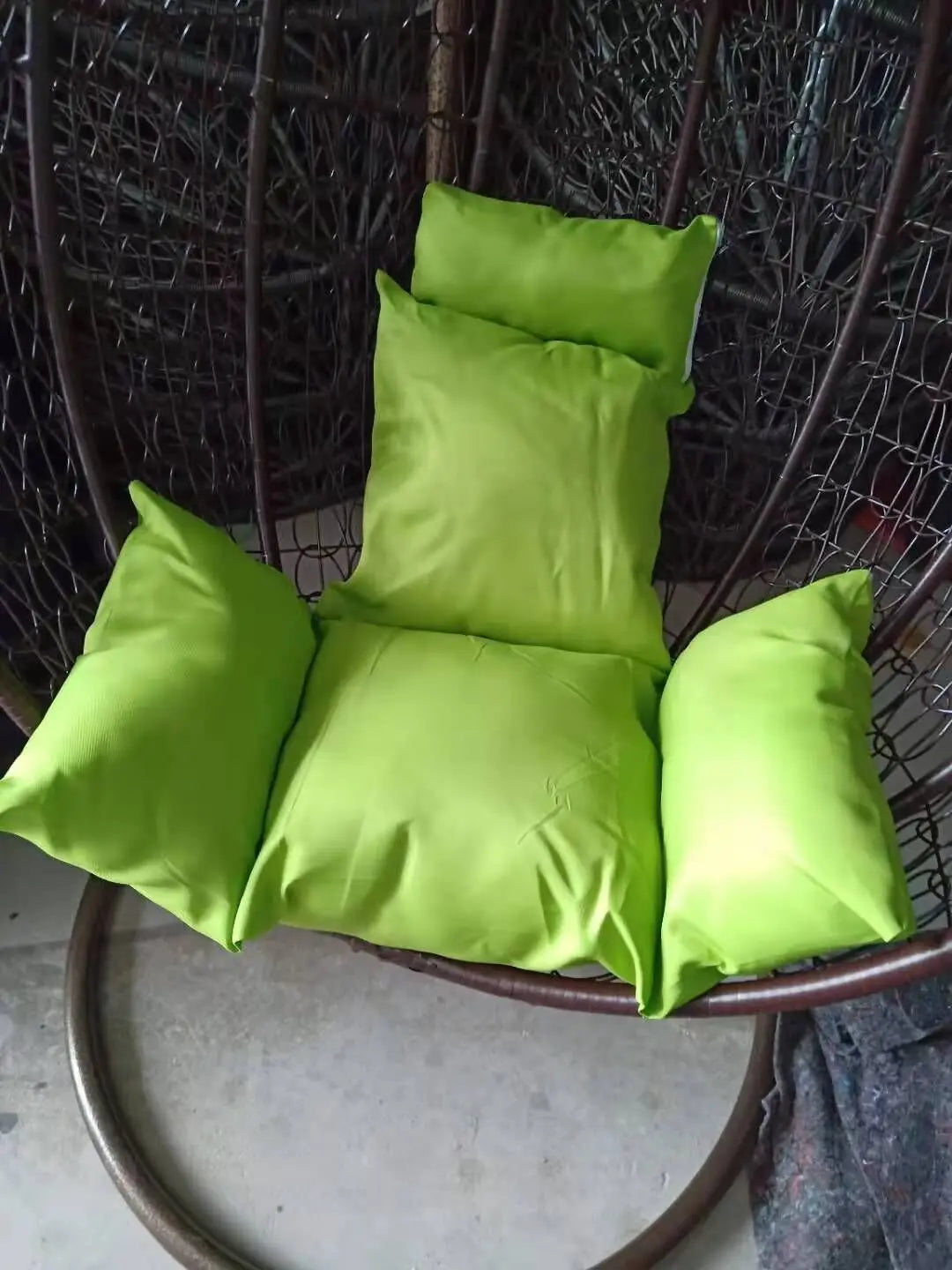 HKM-398483 Outdoor Rattan Egg Chair Swing with Metal Stand for Single Adult Use in Custom Colours