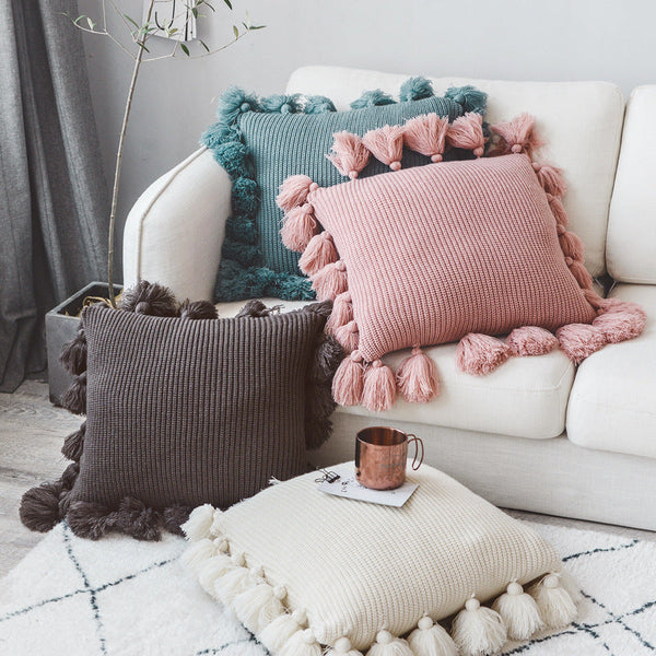 HKM-402515 Solid Color Wool Ball Pillow with Lantern Tassel - 45x45cm, Acrylic Material