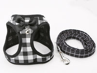 HKM-4048445 Cat Harness and Leash Set with Comfortable Chest Strap and Grid Patterns