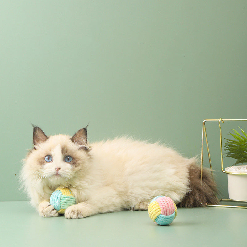 HKM-4050237 Handmade Cat Hair Ball Plush Toy for Interactive Play and Teeth Grinding, 5cm Size