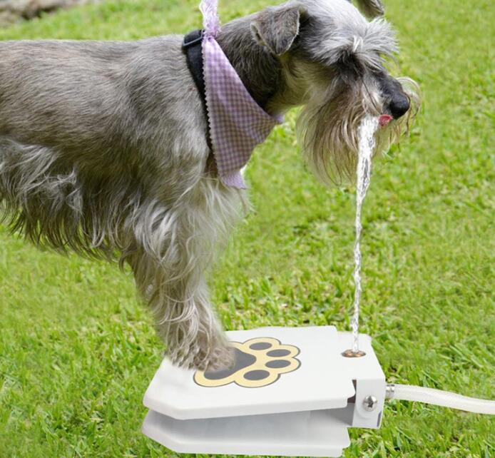 HKM-4097085 Outdoor Pet Water Fountain with Hose Attachment and Paw Pad Activation