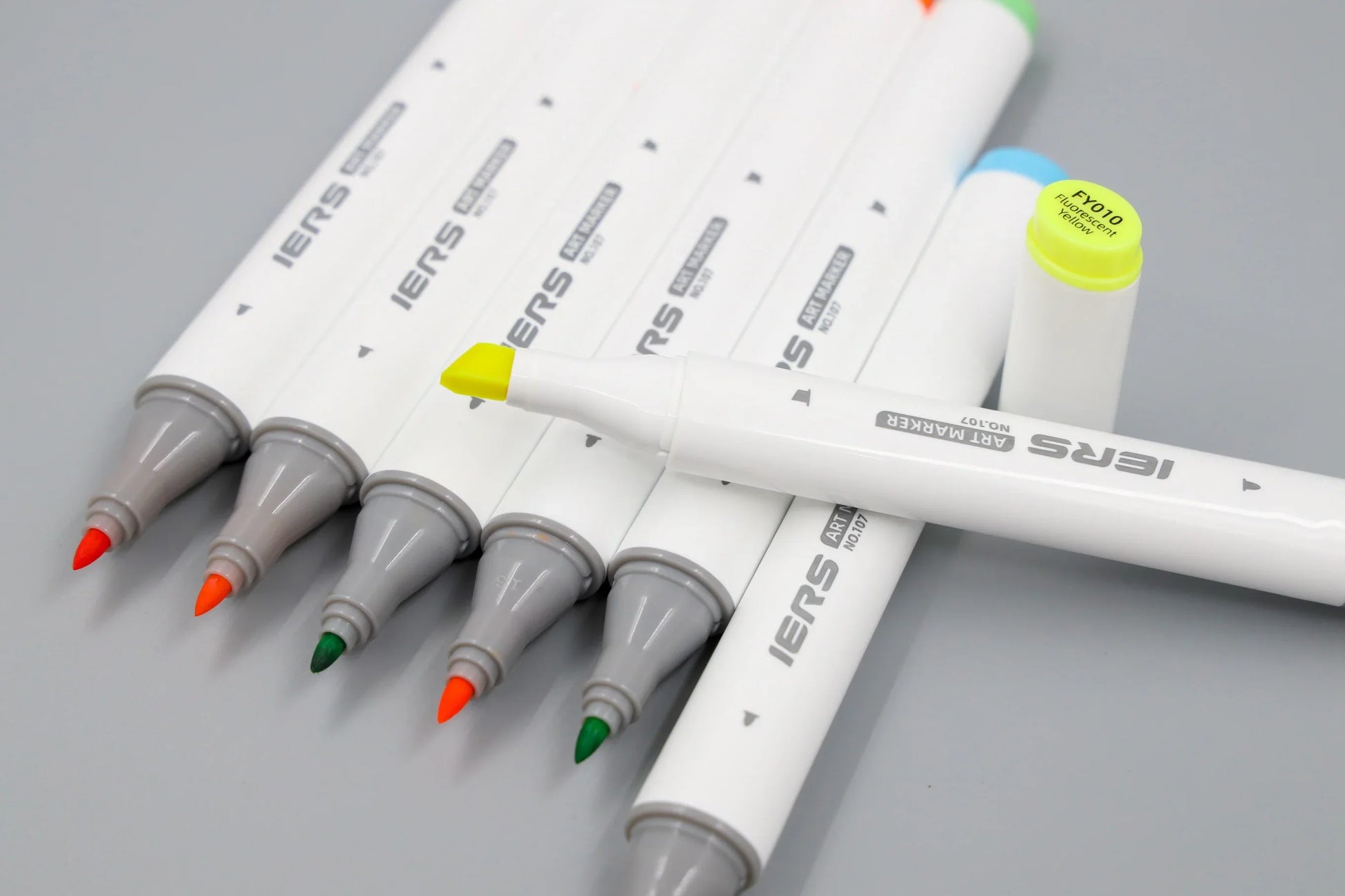 HKM-411411 Dual Tip Alcohol-Based Art Markers Set - 200 Vibrant Colours for Adults and Kids