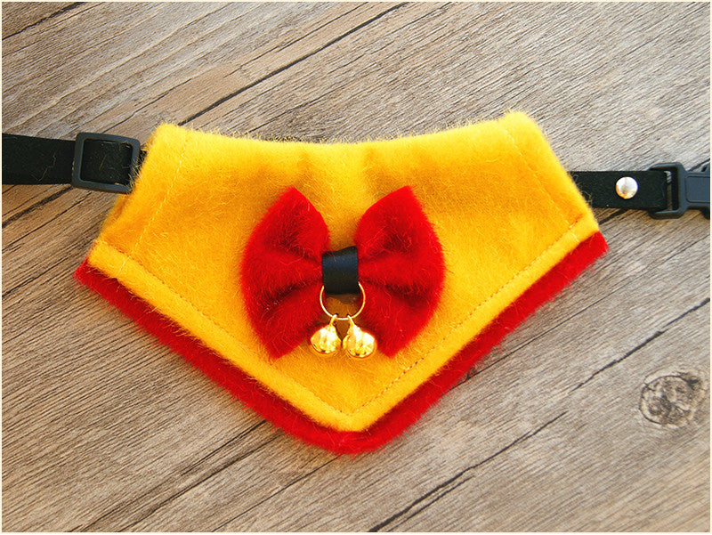 HKM-4151613 Pet Winter Triangle Scarf – Multiple Christmas Designs and Sizes Available