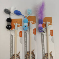 HKM-4161597 Little Ants Cat Treats: Tantalizing Teaser Sticks for Playful Felines