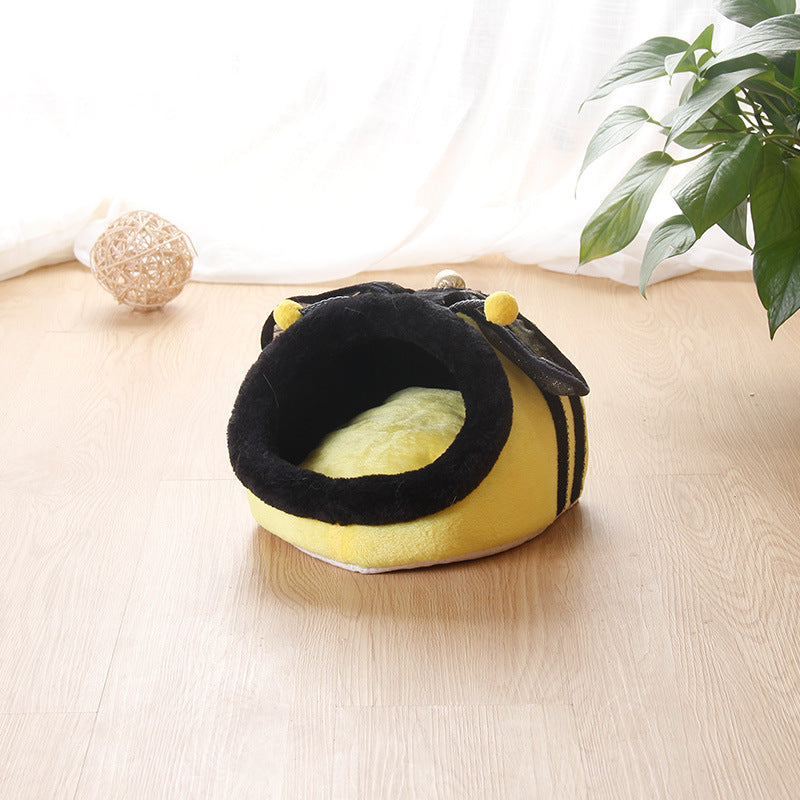 HKM-4183869 Cozy Flannel Pet Bed for Small Animals - Ideal for Guinea Pigs, Ferrets, Hamsters, and More