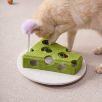 HKM-4200125 Interactive Cat Puzzle Toy with Suction Cup Base and Spring Teaser for Engaging Solo Play