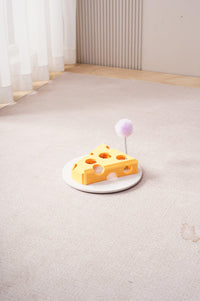 HKM-4200125 Interactive Cat Puzzle Toy with Suction Cup Base and Spring Teaser for Engaging Solo Play