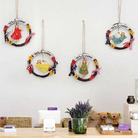 HKM-423443 Creative Wooden Welcome Board with Decorative Garland for Home Entryway