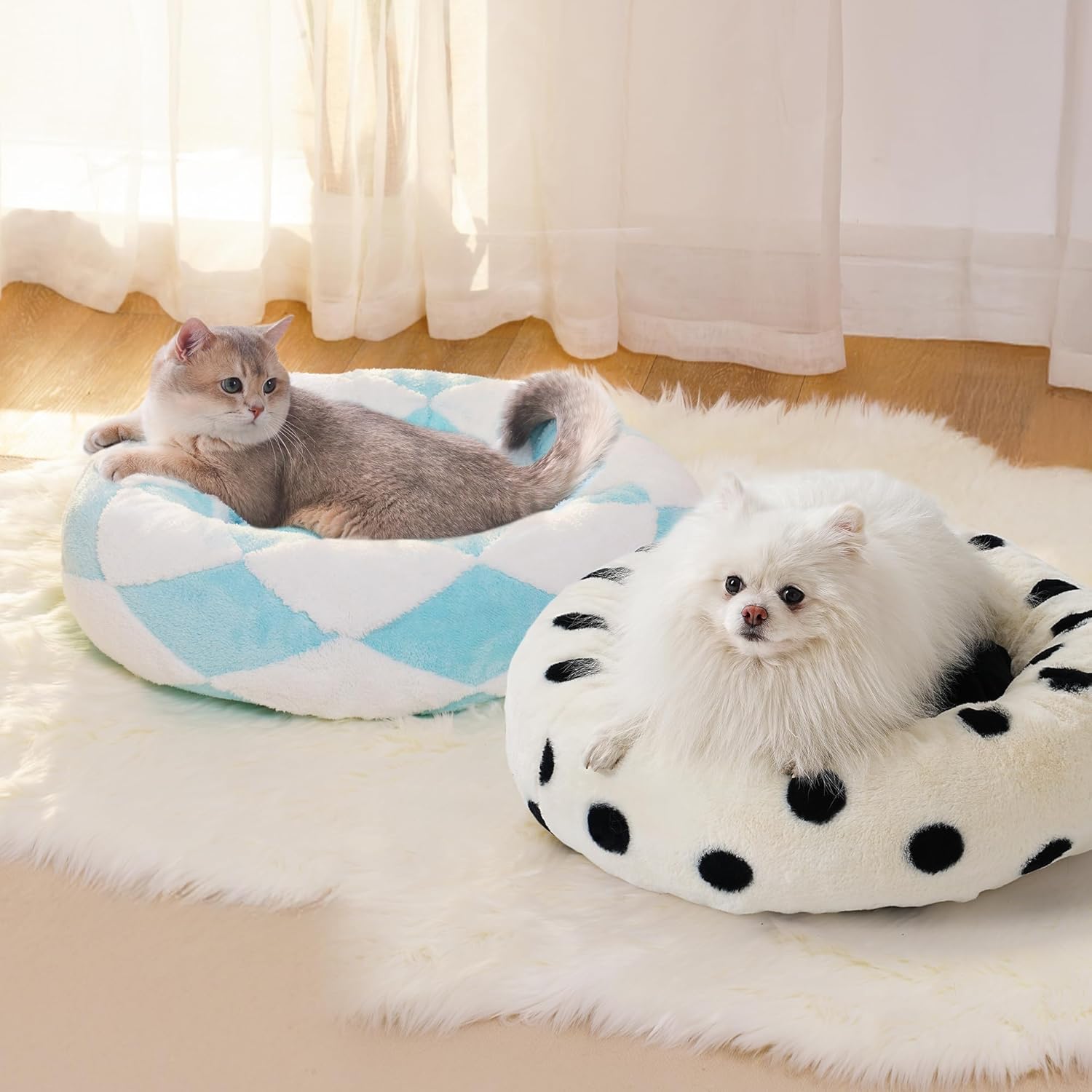 HKM-4275005 Cozy Round Plush Pet Bed for Cats and Small Dogs - 23 Inch Washable Design with Non-Slip Bottom