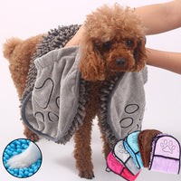 HKM-4281789 Super Absorbent Microfiber Towel for Dogs and Cats ¨C Quick-Drying Pet Bathrobe with Double Pockets, Chenille Material, 62x23cm