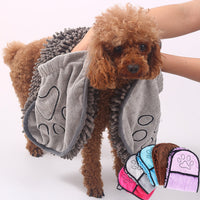 HKM-4281789 Super Absorbent Microfiber Towel for Dogs and Cats ¨C Quick-Drying Pet Bathrobe with Double Pockets, Chenille Material, 62x23cm