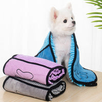 HKM-4281789 Super Absorbent Microfiber Towel for Dogs and Cats ¨C Quick-Drying Pet Bathrobe with Double Pockets, Chenille Material, 62x23cm