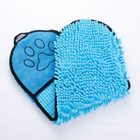 HKM-4281789 Super Absorbent Microfiber Towel for Dogs and Cats ¨C Quick-Drying Pet Bathrobe with Double Pockets, Chenille Material, 62x23cm