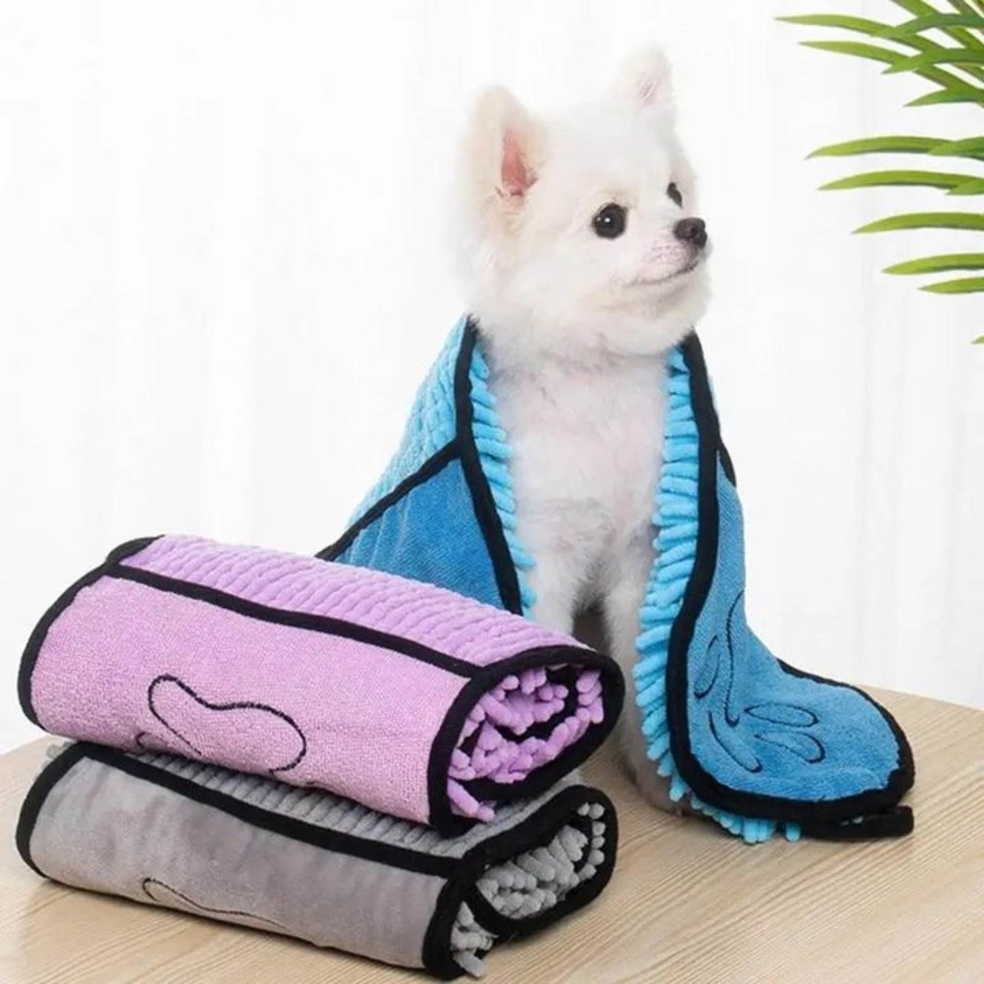 HKM-4306621 Soft Quick-Dry Dog Bath Towel - Absorbent Pet Cleaning Robe, Durable Fiber Design, 62x23 CM