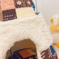 HKM-4313149 Lamb Fleece Cat Nest in Multiple Colors ¨C Cozy & Warm for Cats Up to 15 lbs