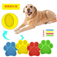 HKM-4336317 Silicone Dog Bath Lick Pad - Food-Grade, Non-Toxic, Paw Shaped, Durable and Flexible, 180mm x 180mm