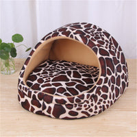 HKM-4357437 Cozy Artificial Plush Small Pet Nest with Non-Slip Bottom for Winter Comfort