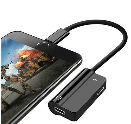 HKM-438675 iPhone Compatible 3.5mm AUX & Lightning Charging Adapter - Dual Function Audio Splitter