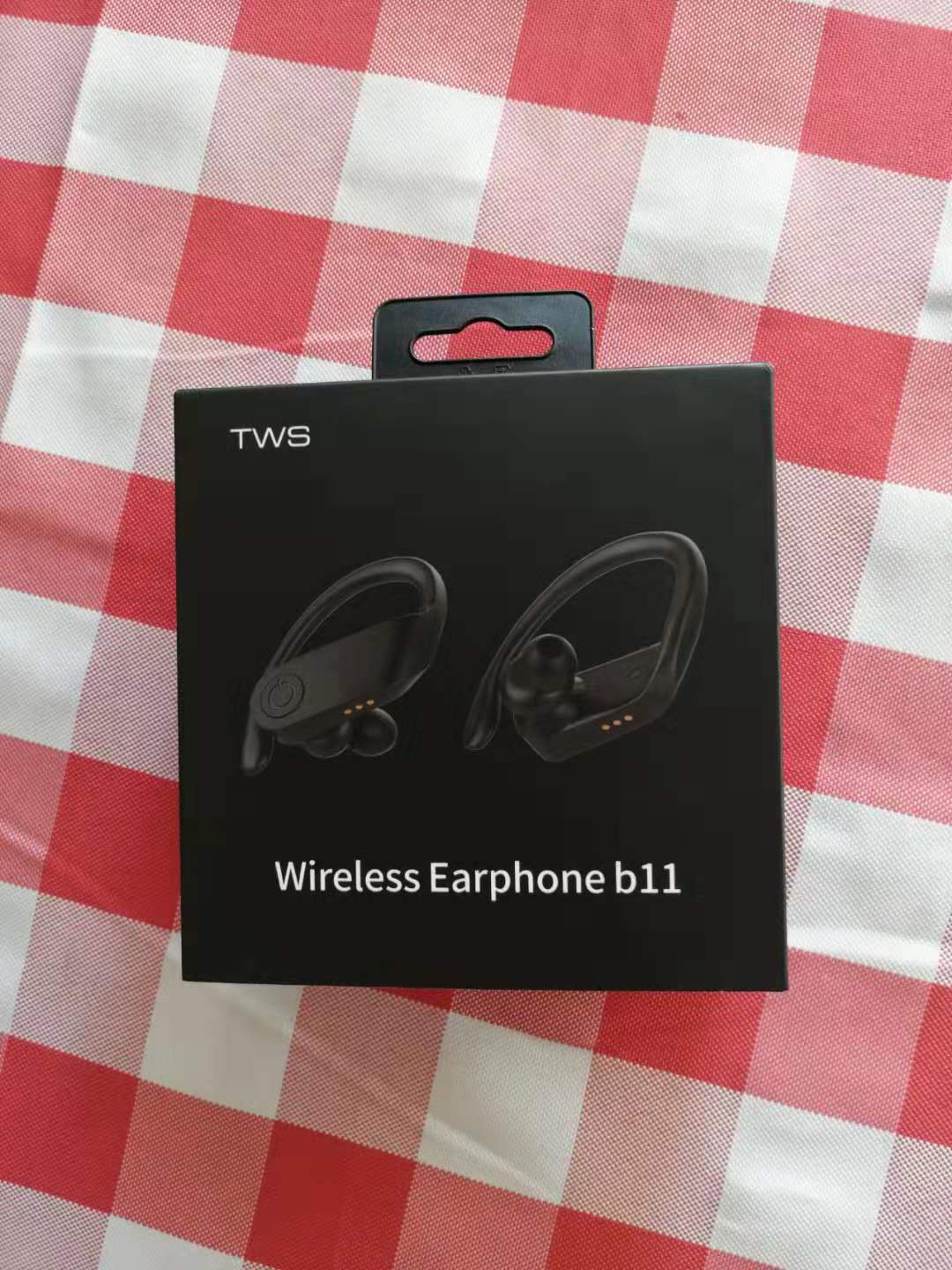 HKM-439635 B11 TWS Bluetooth Headset with Dual MIC Noise Reduction and Wireless Charging - Black