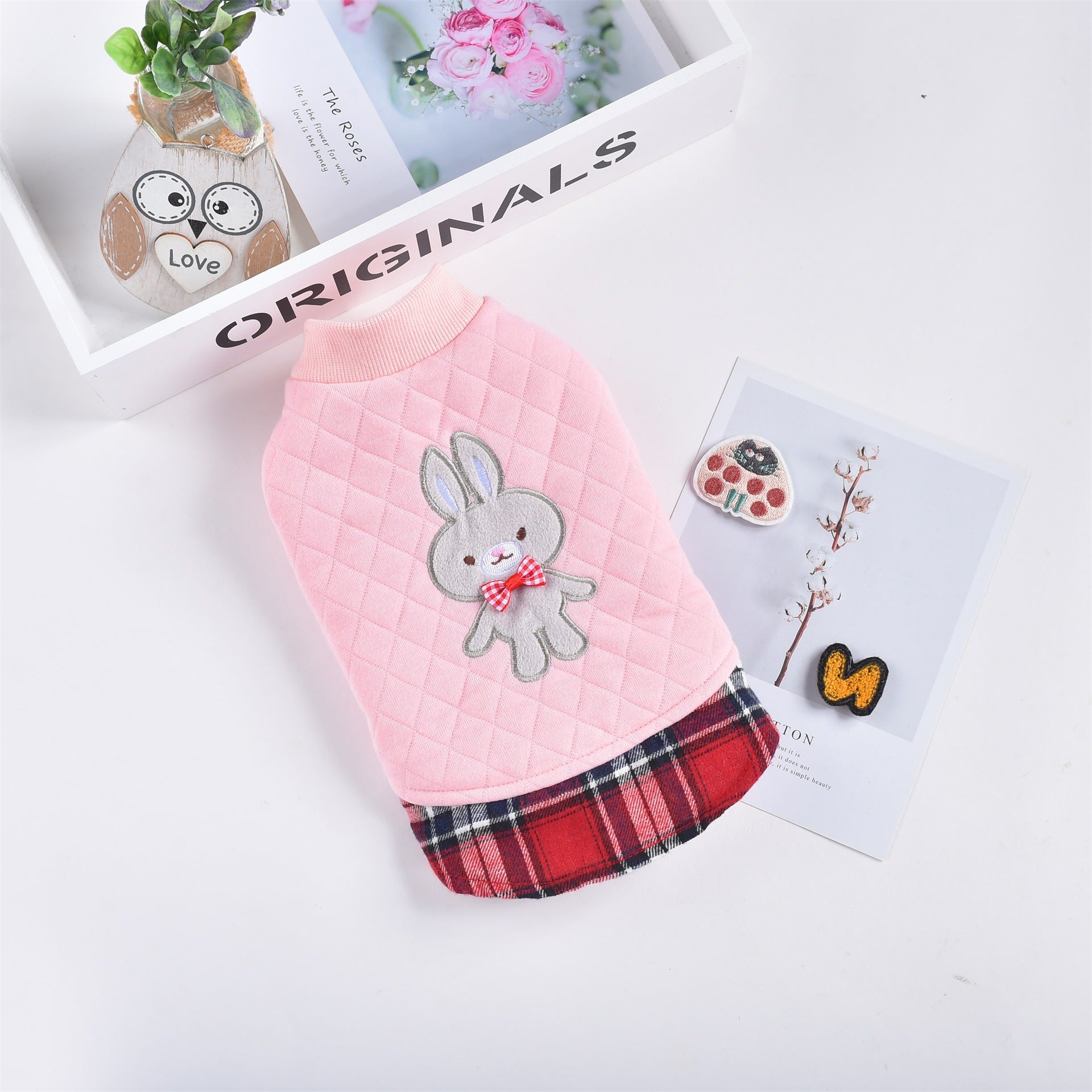 HKM-4424509 Warm Teddy Top for Small Dogs - Two-Legged Rhombus Design in Gray and Pink, Multiple Sizes Available