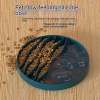 HKM-4505917 Non-Slip Silicone Lick Plate for Cats and Dogs, Dark Blue and Fruit Green, 19cm Diameter
