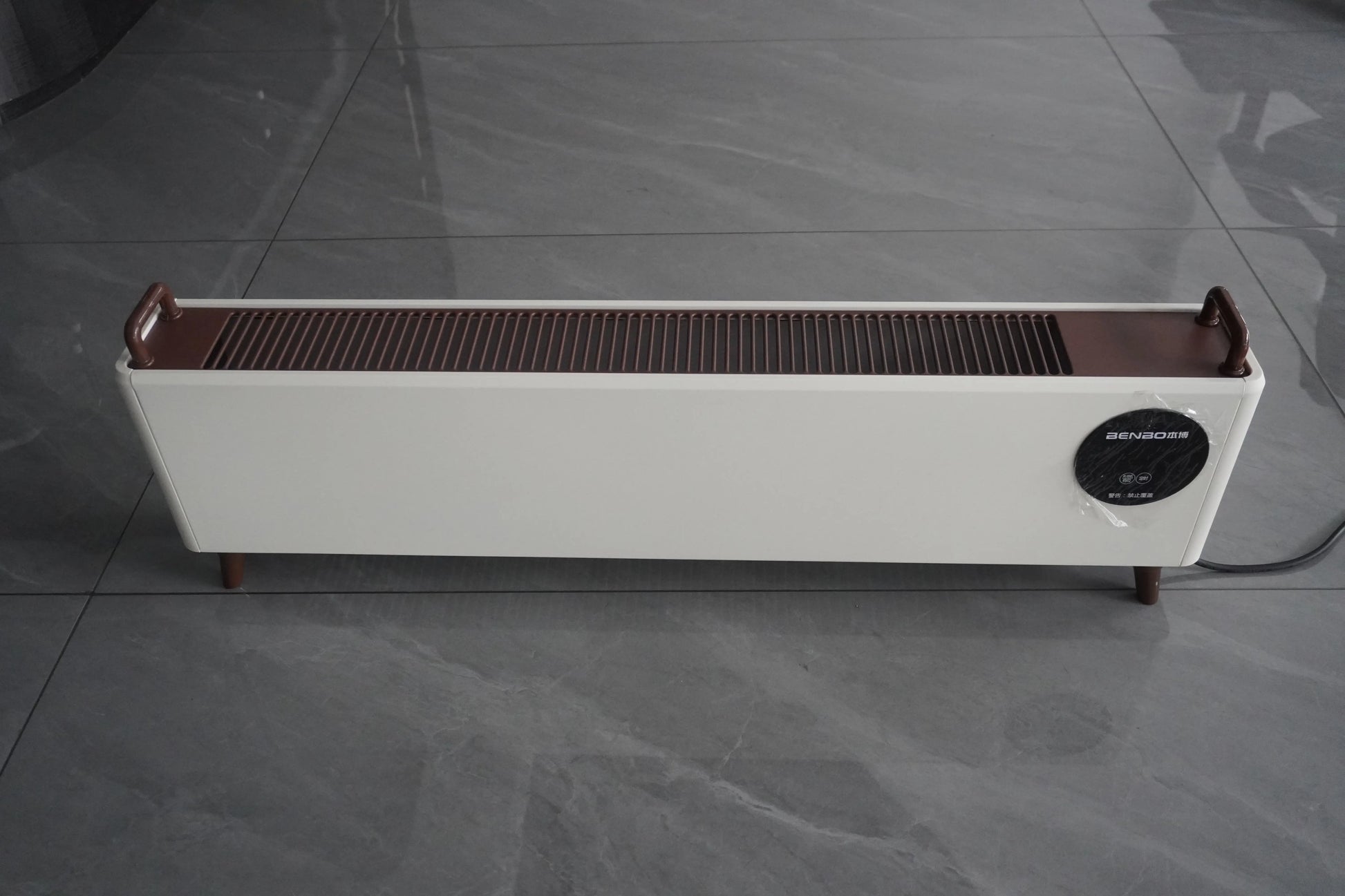 HKM-451411 2200W Electric Convector Heater with Remote Control, Adjustable Thermostat, 3 Heating Modes, and Overheat Protection, Ideal for Home and Office Use