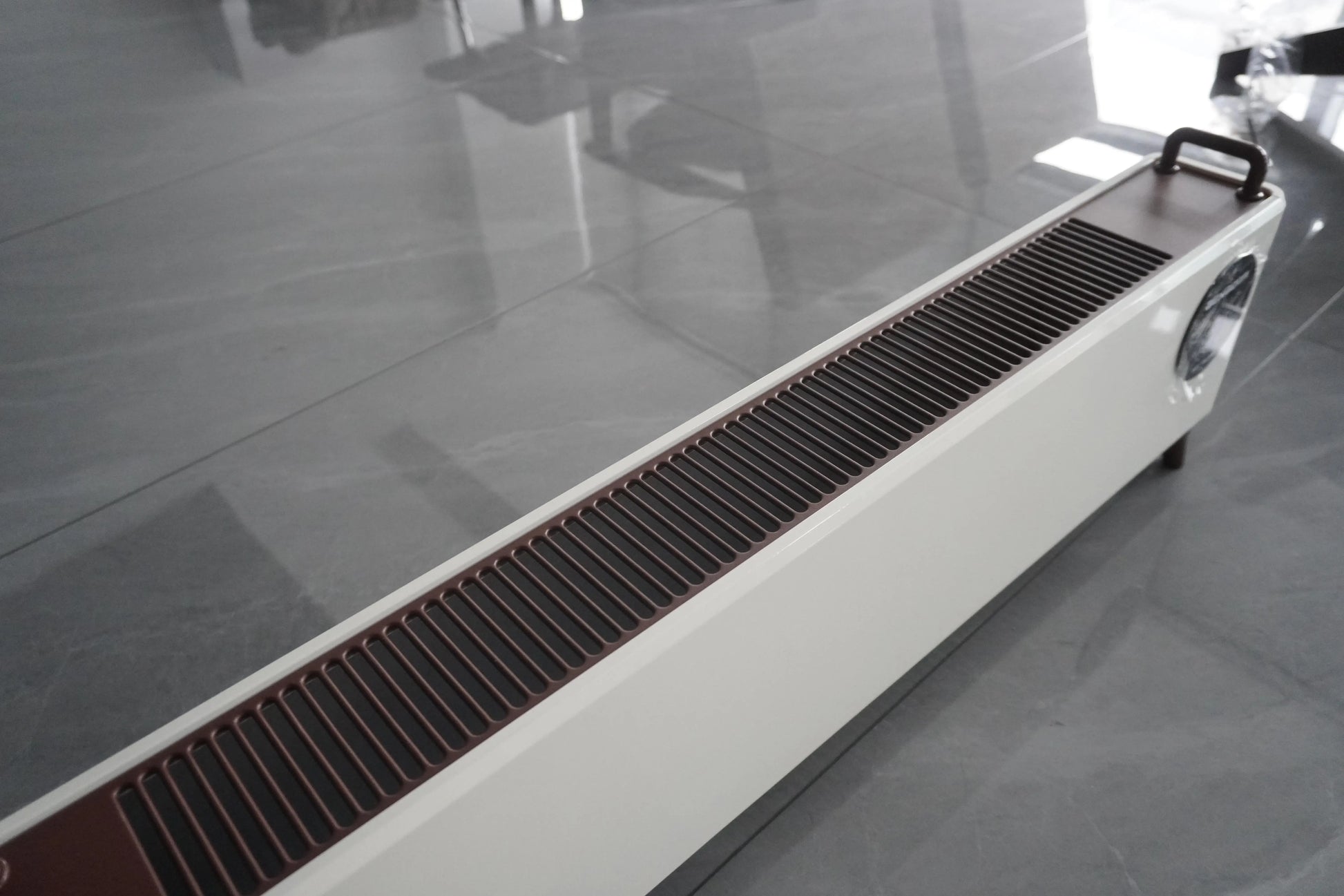 HKM-451411 2200W Electric Convector Heater with Remote Control, Adjustable Thermostat, 3 Heating Modes, and Overheat Protection, Ideal for Home and Office Use