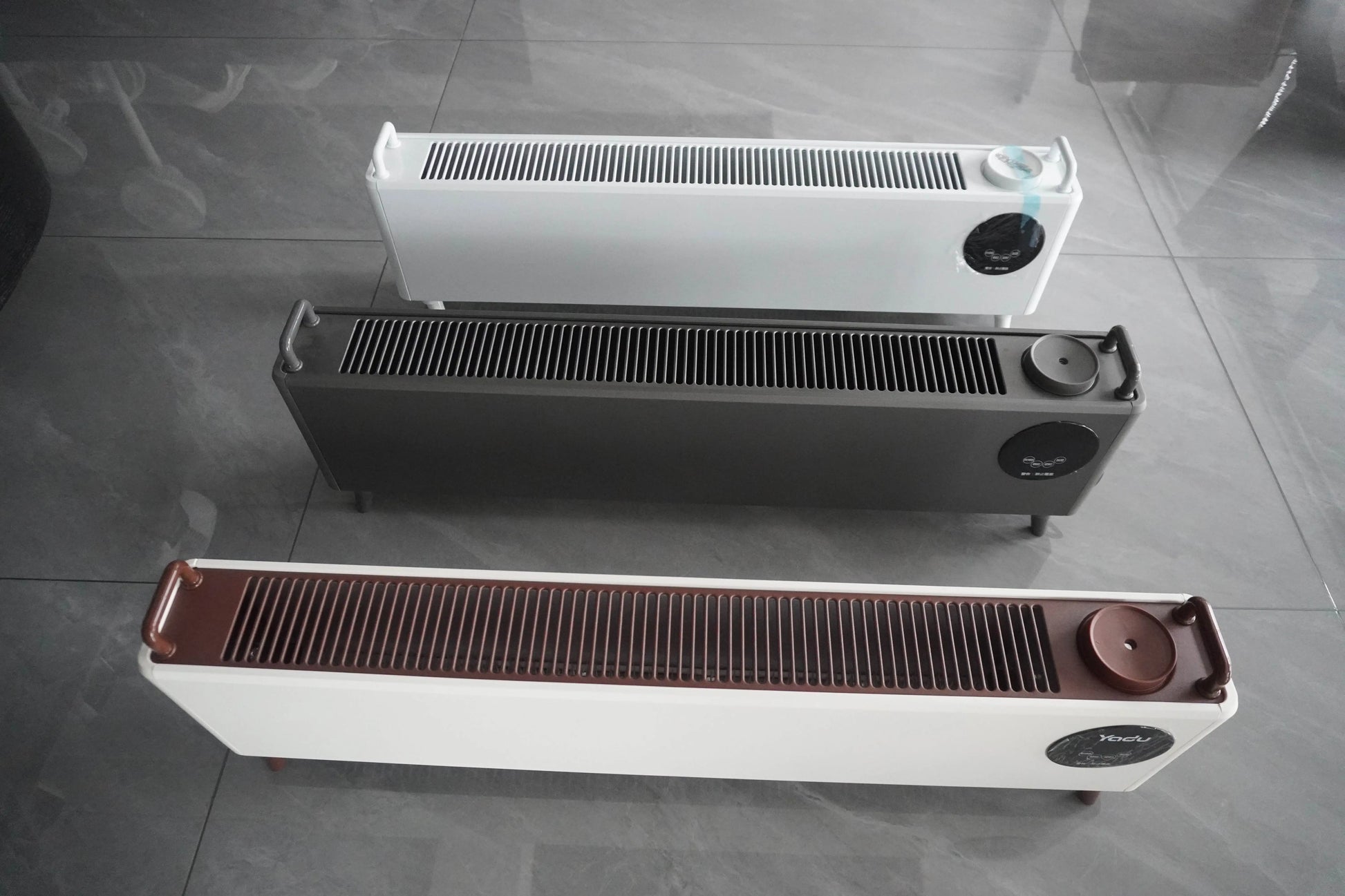 HKM-451411 2200W Electric Convector Heater with Remote Control, Adjustable Thermostat, 3 Heating Modes, and Overheat Protection, Ideal for Home and Office Use