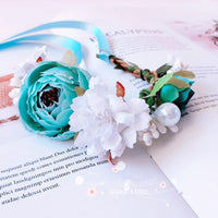 HKM-4546237 Flower Collar Pet Necklace with Bell for Cats - Adjustable Sizes XS to L