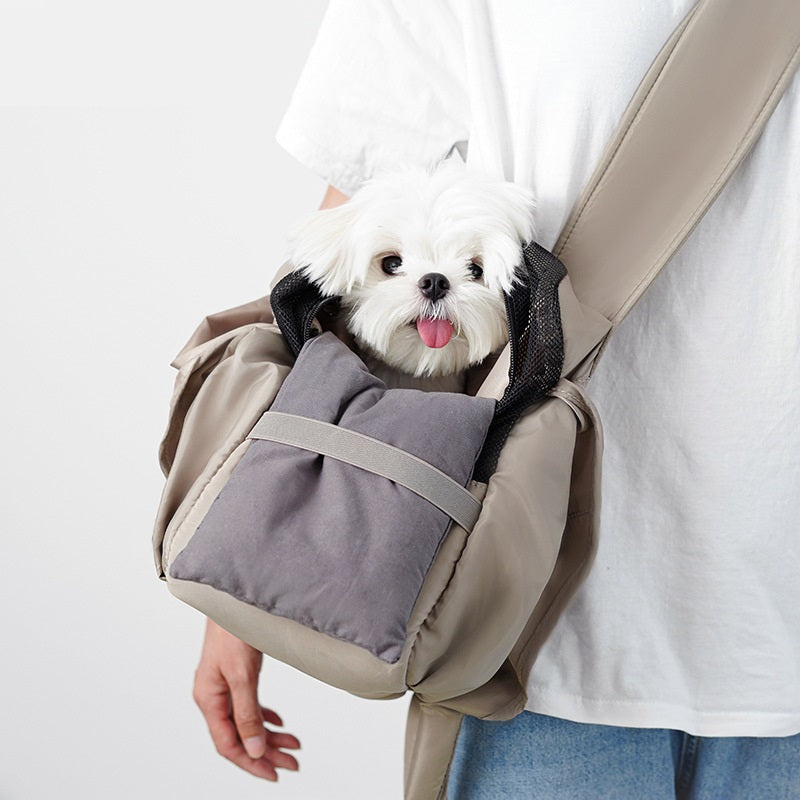HKM-4612029 Breathable Apricot Cloth Pet Handbag for Outdoor Use, Portable and Versatile Design