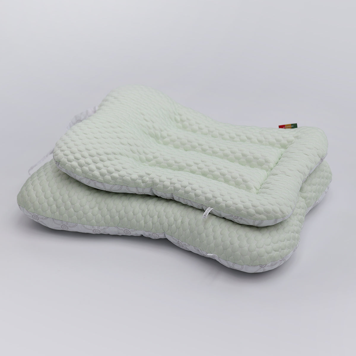 HKM-4671421 Cooling Pet Bed Mat - Non-Stick, Hair-Resistant, Oxford Cloth - Light Blue or Light Green - S & M Sizes