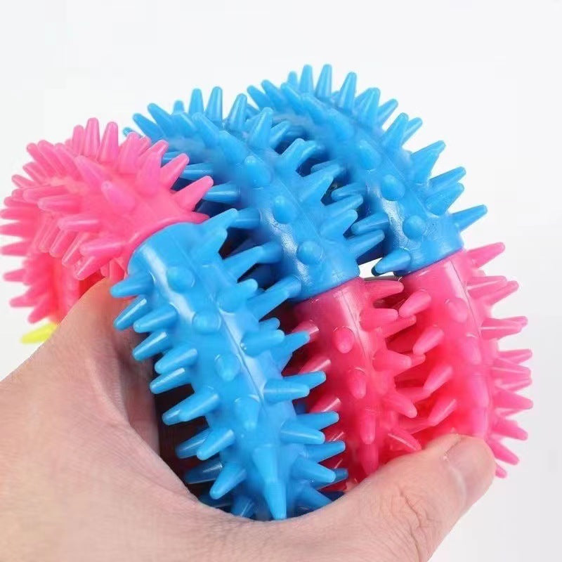 HKM-4683709 Three-Color TPR Rubber Thorn Ring Dog Toy - Bite Resistant, 11cm Diameter