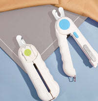HKM-4738877 LED-Enhanced Nail Clippers for Cats and Dogs - Safe, Quick, Durable Trimming