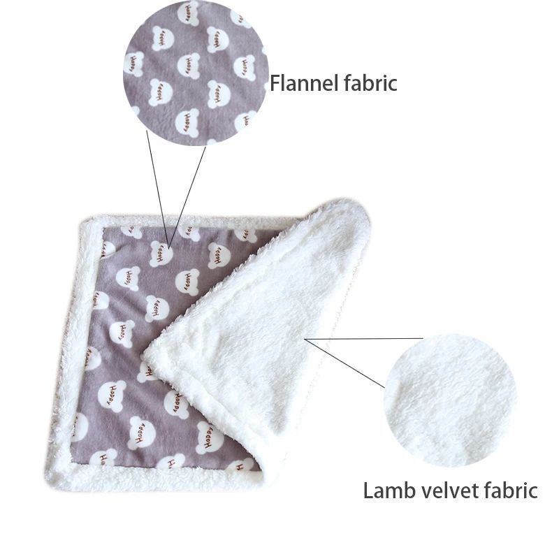 HKM-4753213 Warm Thick Lamb Fleece Pet Blanket - Soft Flannel Cushion for Dogs and Cats in Various Sizes