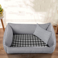 HKM-4839229 Medium and Large Dog Kennel with Checkered Patterns and Warm Stripes for Autumn and Winter