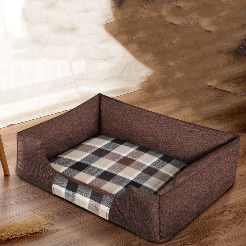 HKM-4839229 Medium and Large Dog Kennel with Checkered Patterns and Warm Stripes for Autumn and Winter