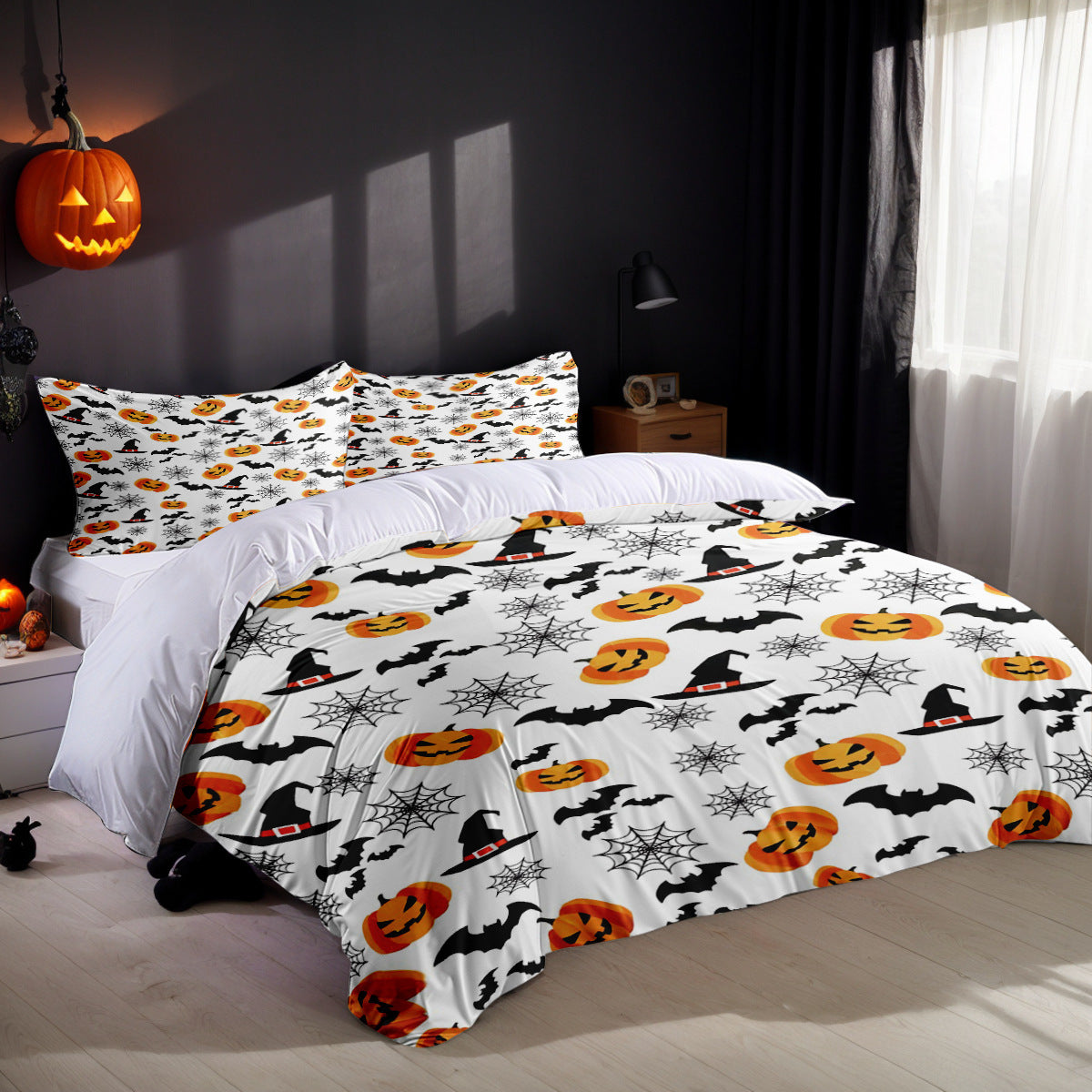 HKM-485715 Three-Piece Halloween Bed Set with Quilted Duvet Cover and Pillowcases in White