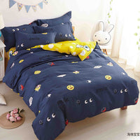 HKM-489491 Three-Piece and Four-Piece Bedding Sets in Various Designs and Sizes